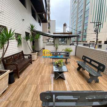 Apartamento em Praia Grande, bairro Guilhermina