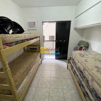 Apartamento em Praia Grande, bairro Guilhermina