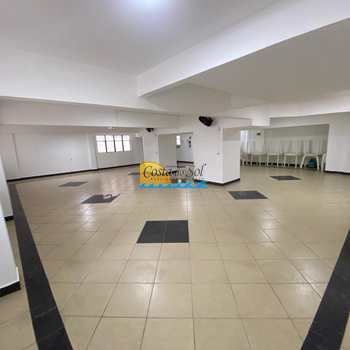 Apartamento em Praia Grande, bairro Guilhermina