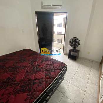 Apartamento em Praia Grande, bairro Guilhermina