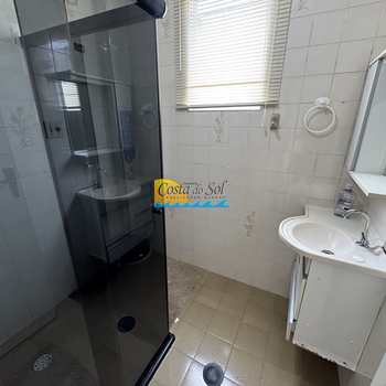 Apartamento em Praia Grande, bairro Caiçara