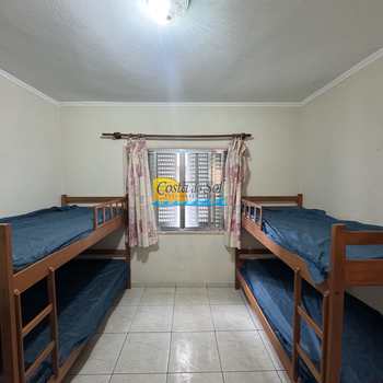 Apartamento em Praia Grande, bairro Canto do Forte