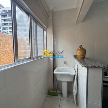 Apartamento em Praia Grande, bairro Canto do Forte