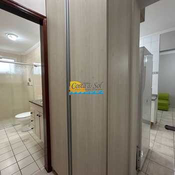 Apartamento em Praia Grande, bairro Canto do Forte