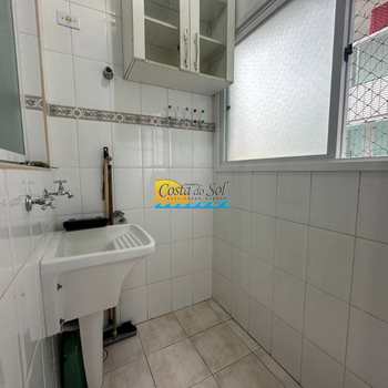 Apartamento em Praia Grande, bairro Canto do Forte