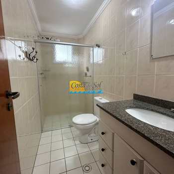 Apartamento em Praia Grande, bairro Canto do Forte