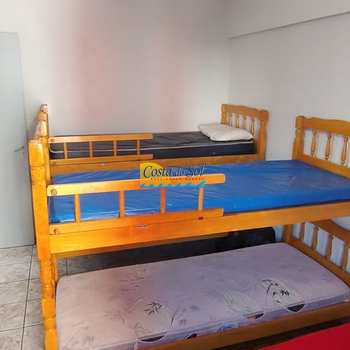 Apartamento em Praia Grande, bairro Tupi