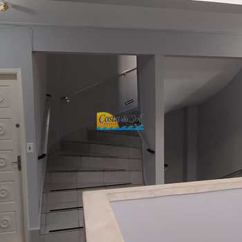 Apartamento em Praia Grande, bairro Tupi