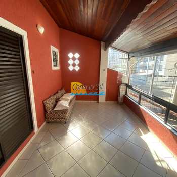 Sobrado em Praia Grande, bairro Guilhermina
