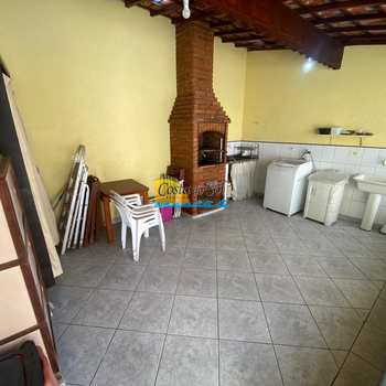 Sobrado em Praia Grande, bairro Guilhermina