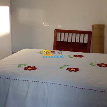 Apartamento em Praia Grande, bairro Guilhermina