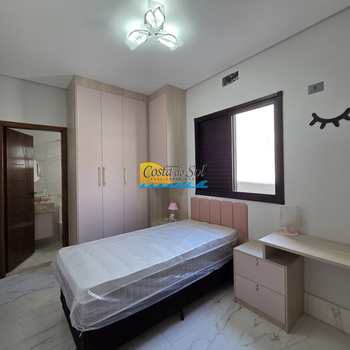 Casa em Praia Grande, bairro Caiçara