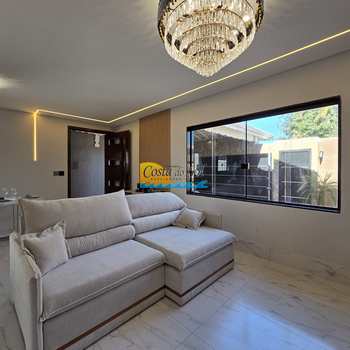 Casa em Praia Grande, bairro Caiçara