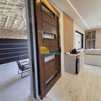 Casa em Praia Grande, bairro Caiçara