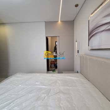 Casa em Praia Grande, bairro Caiçara