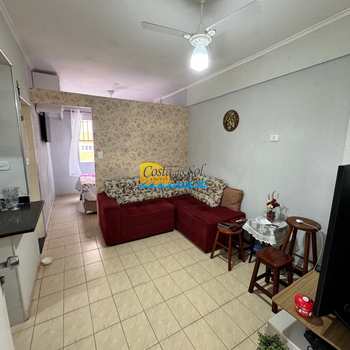 Kitnet em Praia Grande, bairro Guilhermina