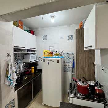 Kitnet em Praia Grande, bairro Guilhermina