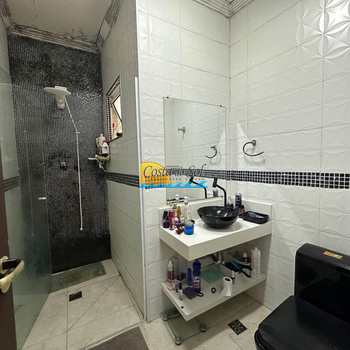 Casa em Praia Grande, bairro Tupi