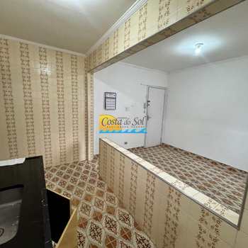 Apartamento em Praia Grande, bairro Guilhermina