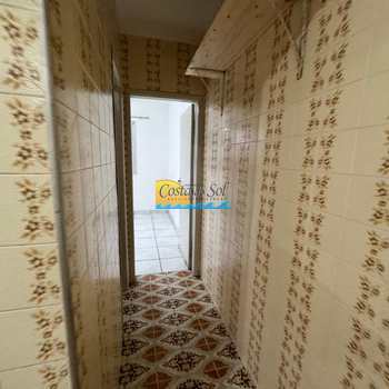 Apartamento em Praia Grande, bairro Guilhermina