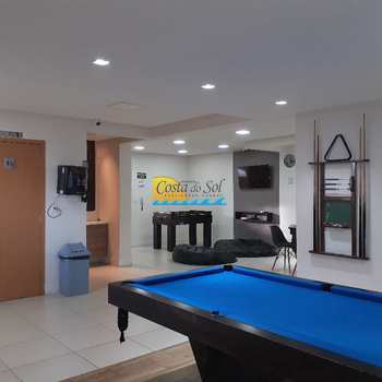 Apartamento em Praia Grande, bairro Guilhermina