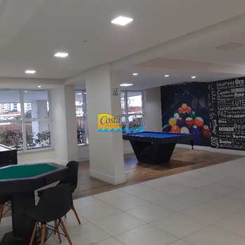 Apartamento em Praia Grande, bairro Guilhermina