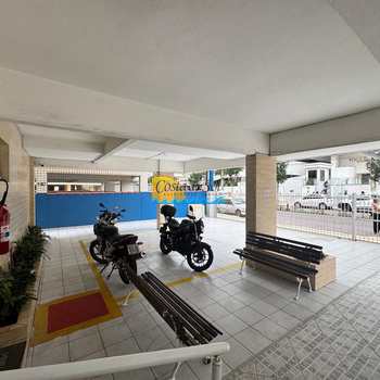 Apartamento em Praia Grande, bairro Boqueirão