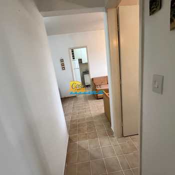 Apartamento em Praia Grande, bairro Boqueirão