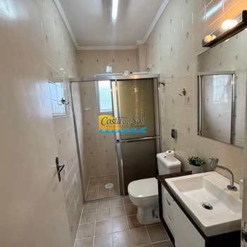 Apartamento em Praia Grande, bairro Boqueirão