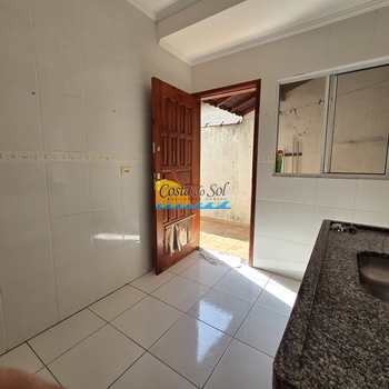 Casa em Praia Grande, bairro Samambaia