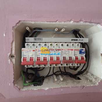 Casa em Praia Grande, bairro Samambaia