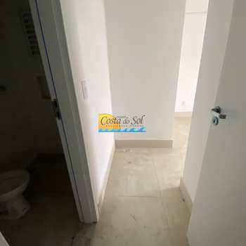 Cobertura em Praia Grande, bairro Guilhermina