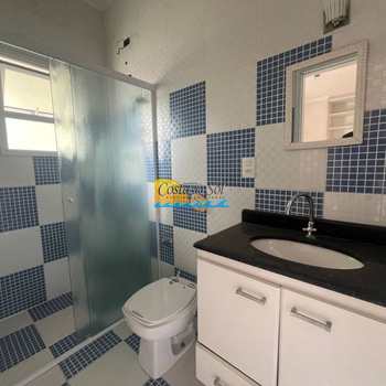 Sobrado em Praia Grande, bairro Boqueirão