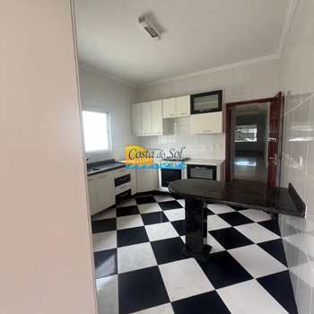 Sobrado em Praia Grande, bairro Boqueirão