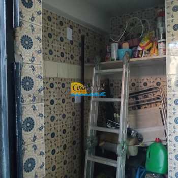 Casa em Praia Grande, bairro Balneário Maracanã