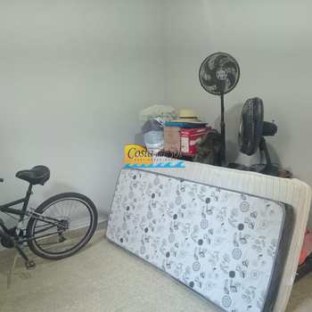 Casa em Praia Grande, bairro Balneário Maracanã