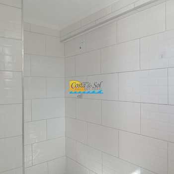 Casa em Praia Grande, bairro Balneário Maracanã