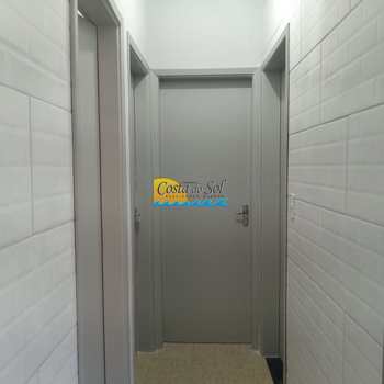 Casa em Praia Grande, bairro Balneário Maracanã