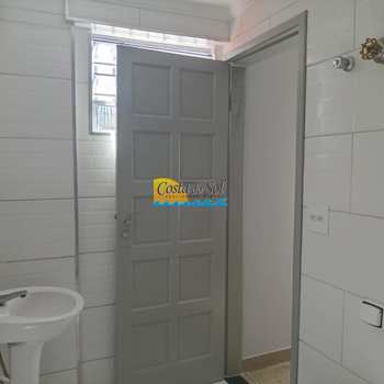 Casa em Praia Grande, bairro Balneário Maracanã