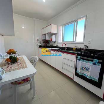 Apartamento em Praia Grande, bairro Guilhermina