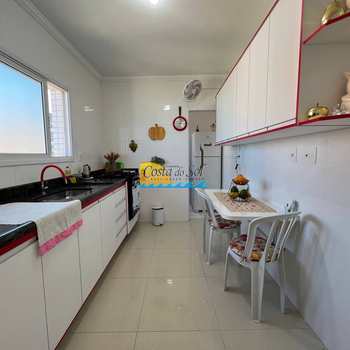 Apartamento em Praia Grande, bairro Guilhermina