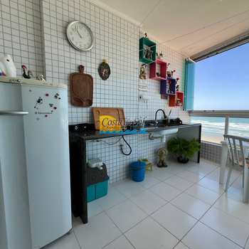 Apartamento em Praia Grande, bairro Guilhermina