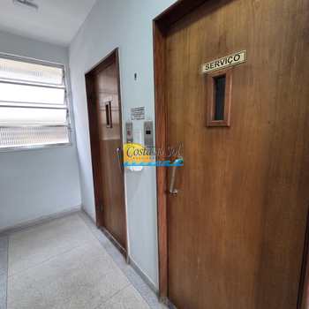 Apartamento em Santos, bairro Gonzaga