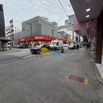 Apartamento em Santos, bairro Gonzaga