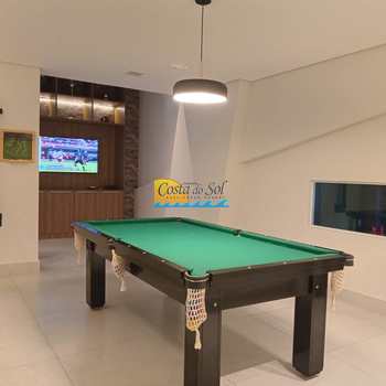 Apartamento em Praia Grande, bairro Guilhermina