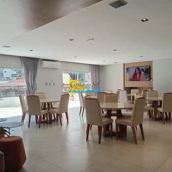 Apartamento em Praia Grande, bairro Guilhermina