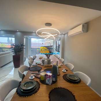 Casa de Condomínio em Santana de Parnaíba, bairro Alphaville