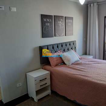 Apartamento em Praia Grande, bairro Ocian