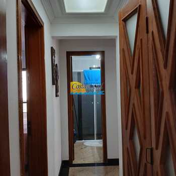 Apartamento em Praia Grande, bairro Ocian