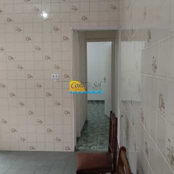 Casa em Praia Grande, bairro Anhanguera